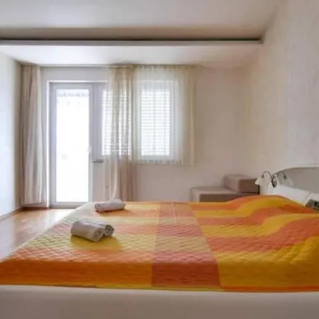 Apartamento By The *