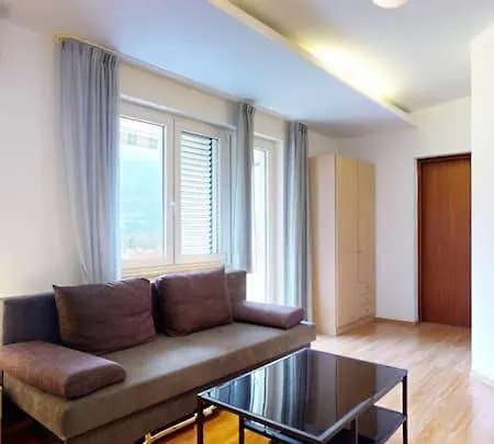 Apartamento By The *
