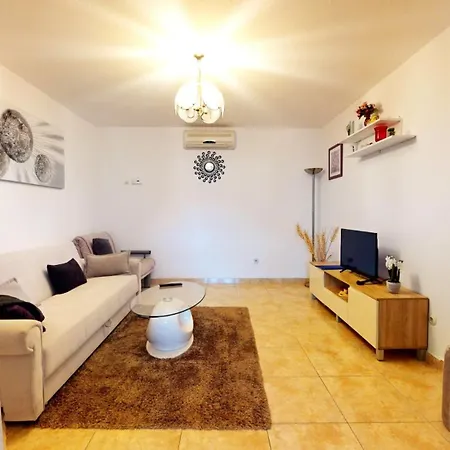 Apartamento By The